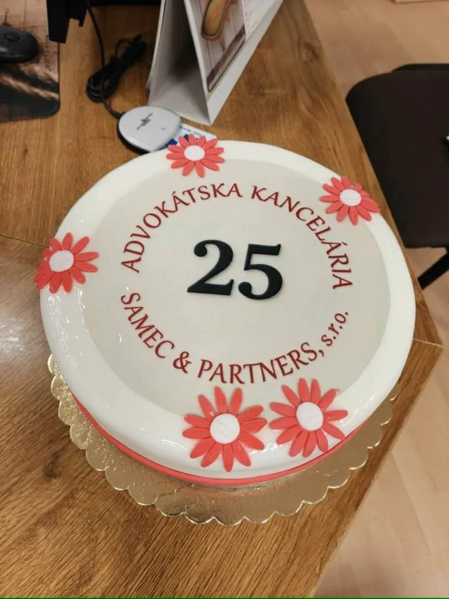 Torta k 25. výročiu advokátskej kancelárie Samec & partners